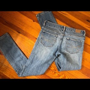 Distressed skinny jeans. Size 5/6